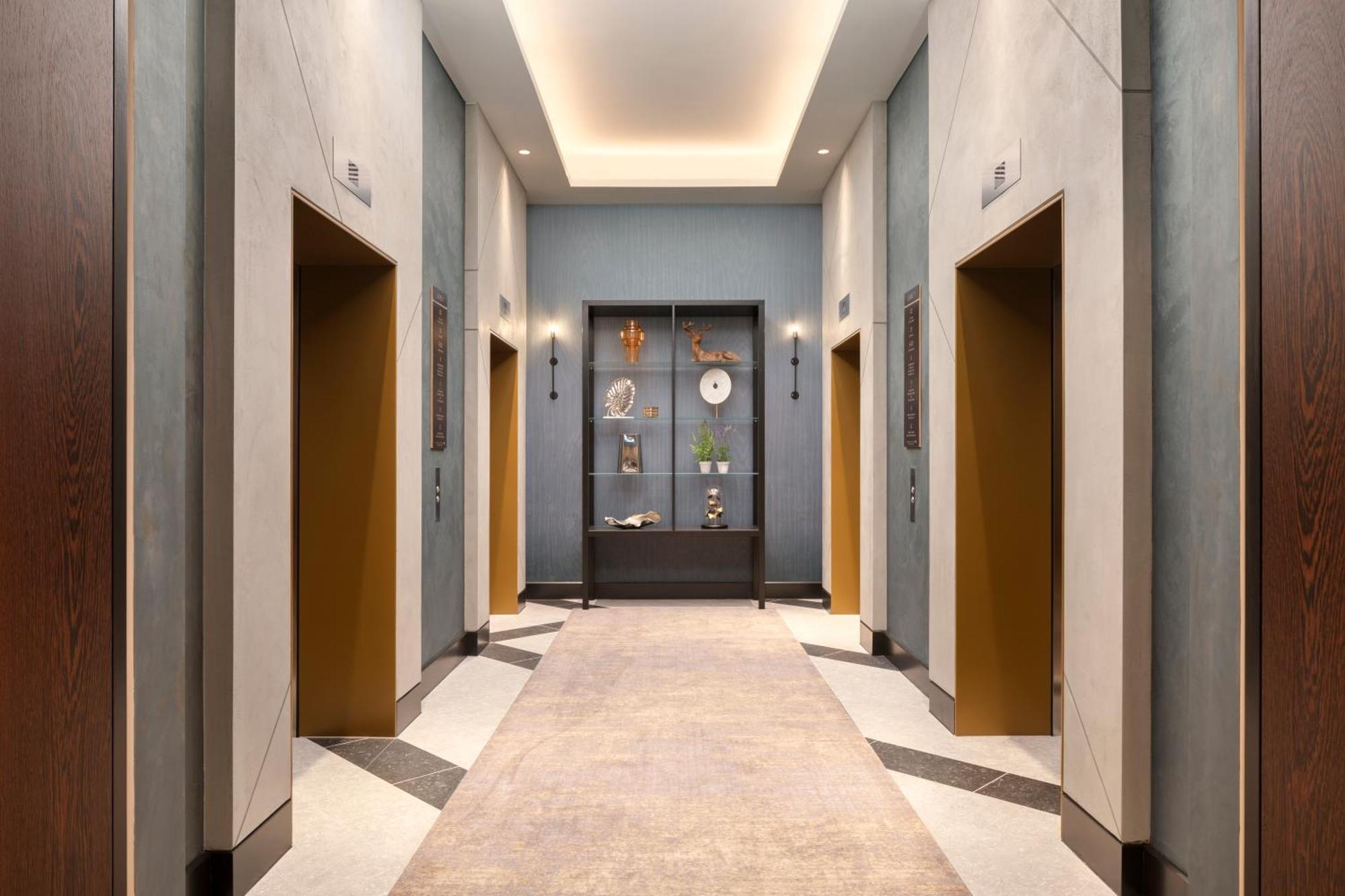 Hotel Hilton Woking Esterno foto