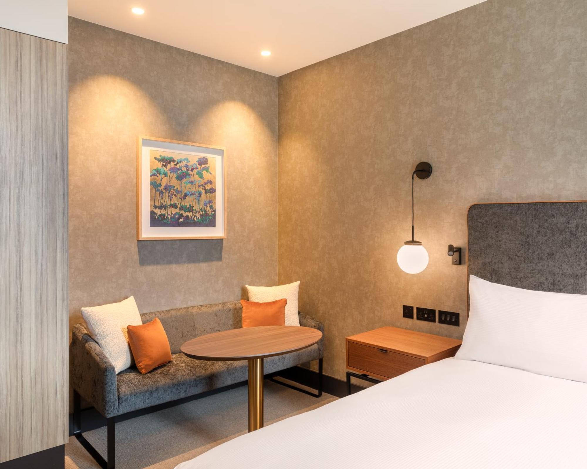 Hotel Hilton Woking Esterno foto