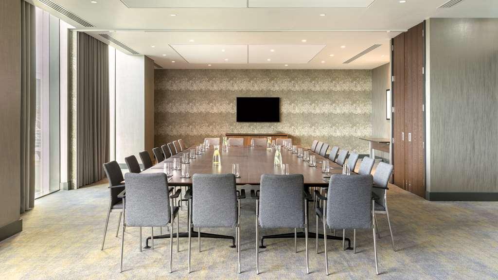 Hotel Hilton Woking Servizi foto