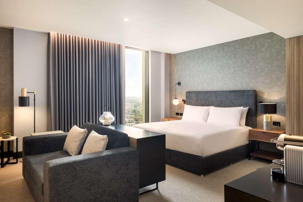 Hotel Hilton Woking Camera foto